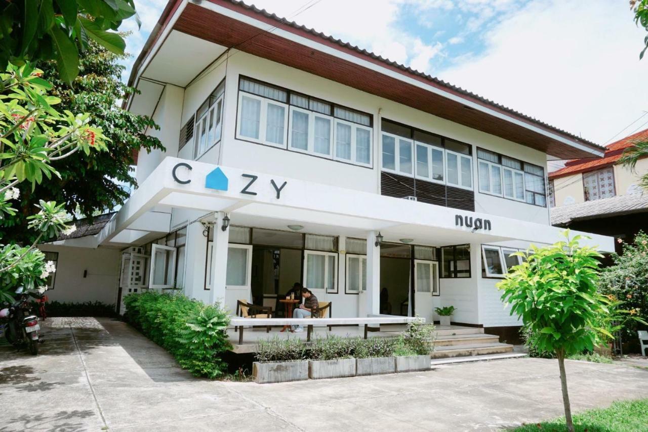 Cozy By Funwahn Bed and Breakfast Τσιάνγκ Μάι Εξωτερικό φωτογραφία