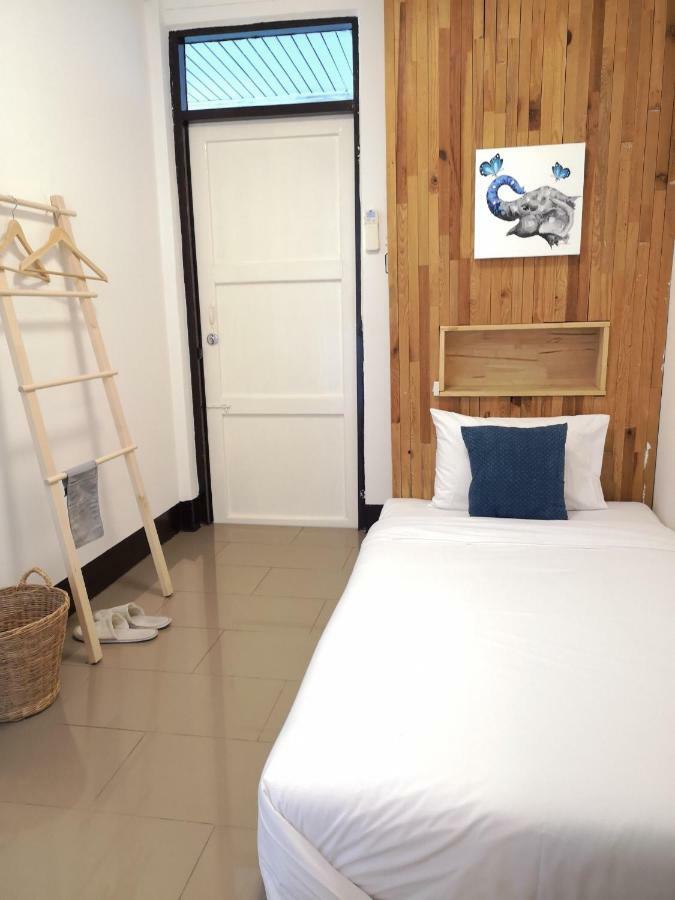 Cozy By Funwahn Bed and Breakfast Τσιάνγκ Μάι Εξωτερικό φωτογραφία
